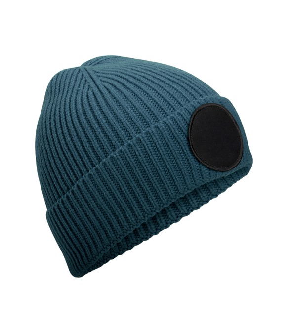 Circular fashion patch beanie